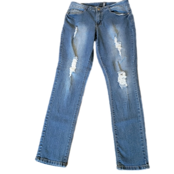 Bob Distressed/Destroyed Mid-rise Skinny Medium Wash Jeans Size 15/16 - Picture 1 of 10